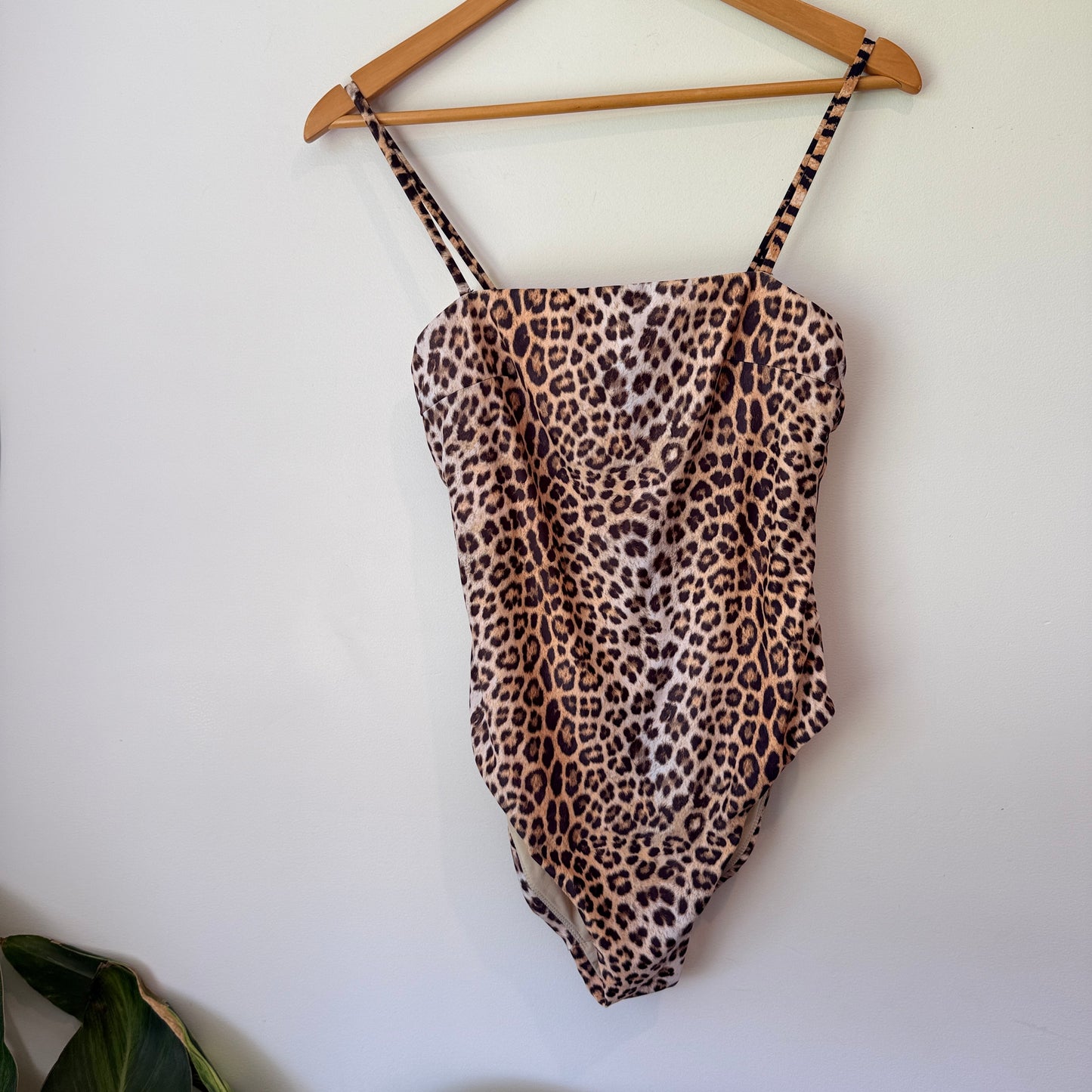 Brand Unknown U/Arm to U/Arm 38cm Leopard Print Bodysuit