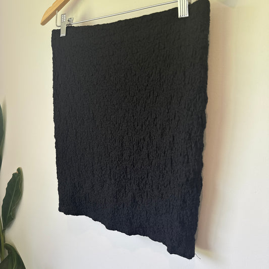 Mirrou Textured Mini Skirt Black - Size M