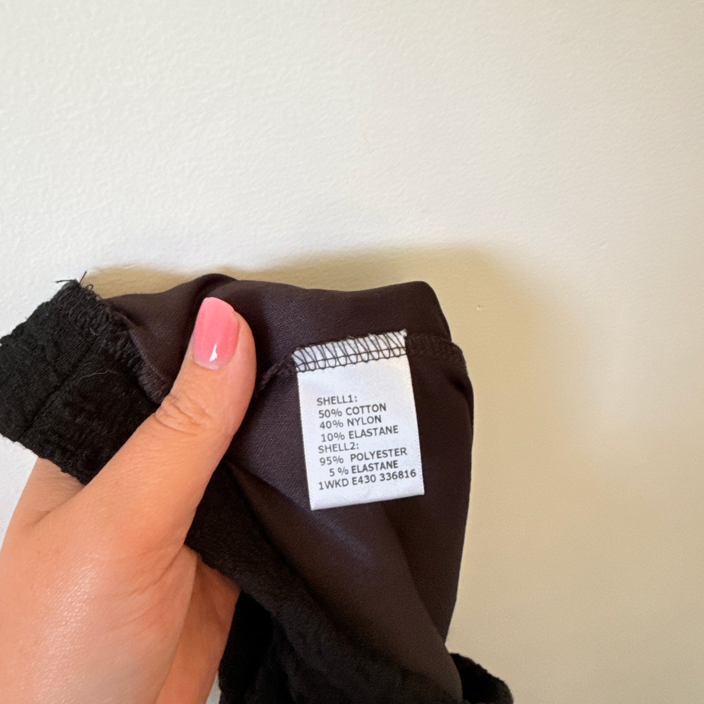 Mirrou Textured Mini Skirt Black - Size M