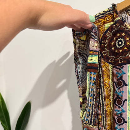 Patterned Kaftan | U/Arm to U/Arm 57cm (Needs Repair)