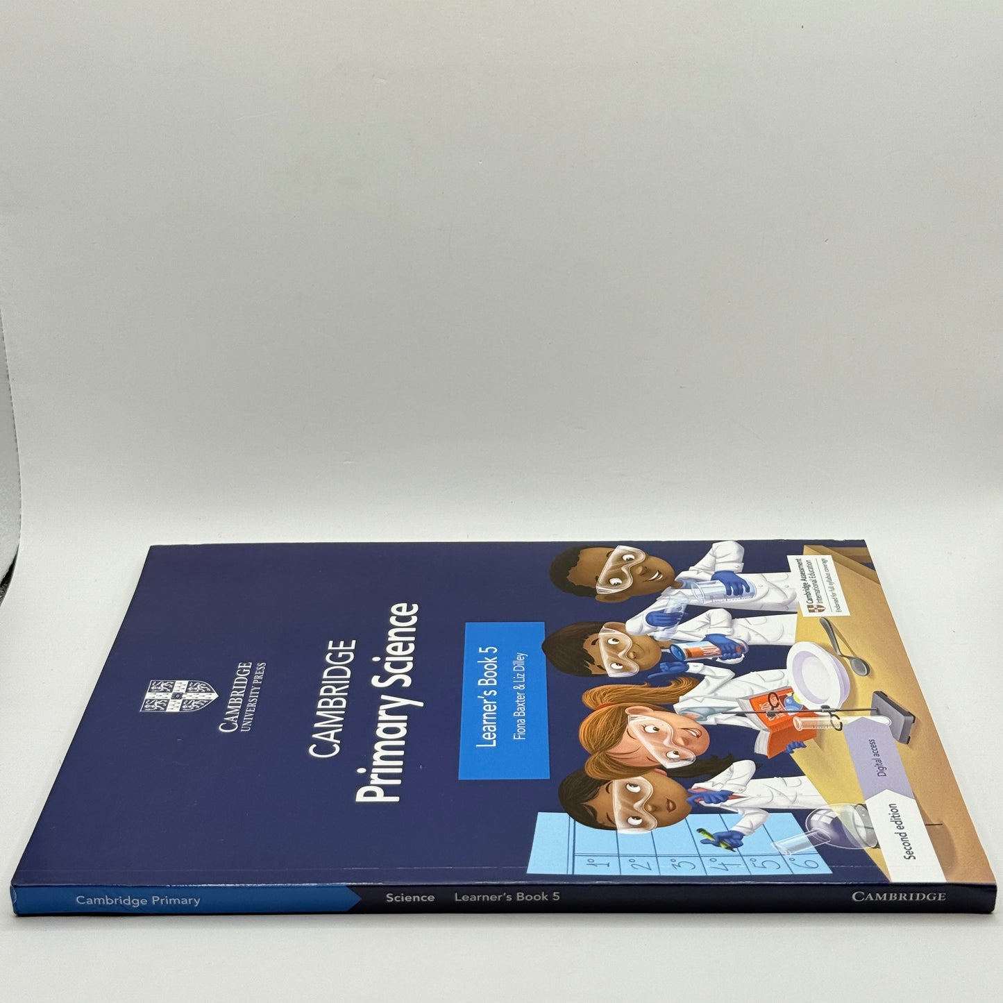 Cambridge Primary Science Learner's Book 5 by Fiona Baxter & Liz Dilley