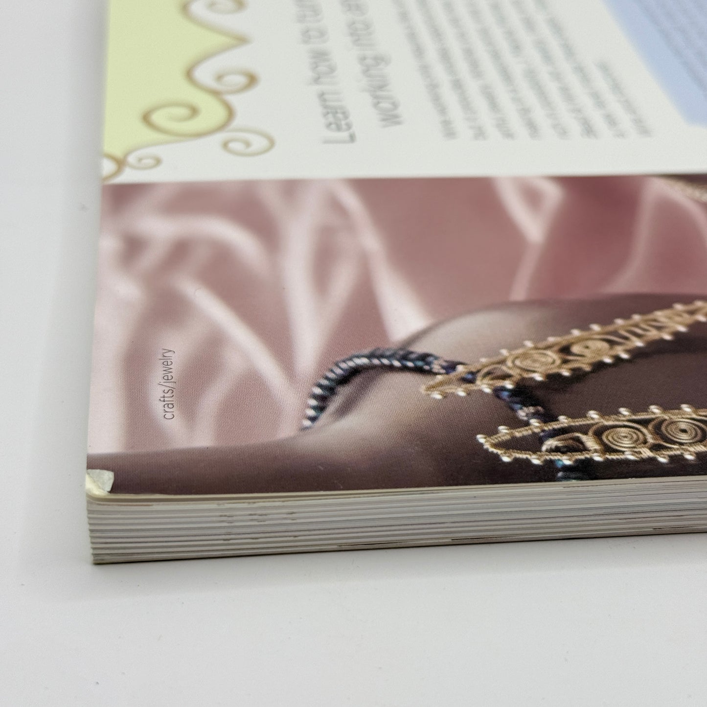 The Art of Wire: Techniques for Designer Jewelry by J. Marsha Michler