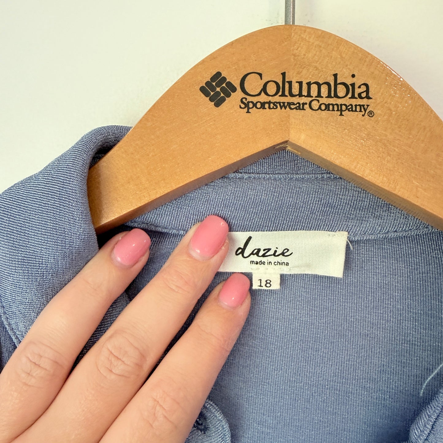 Dazie Ruched Front Collared Crop Top Blue - Size 18