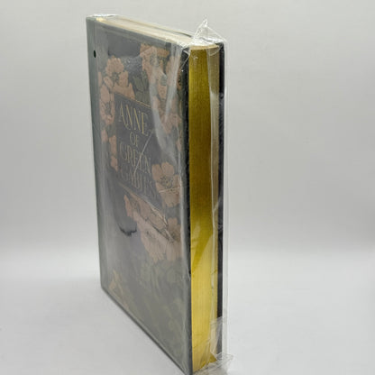 Anne of Green Gables by Lucy Maud Montgomery (Masterpiece Library Edition)