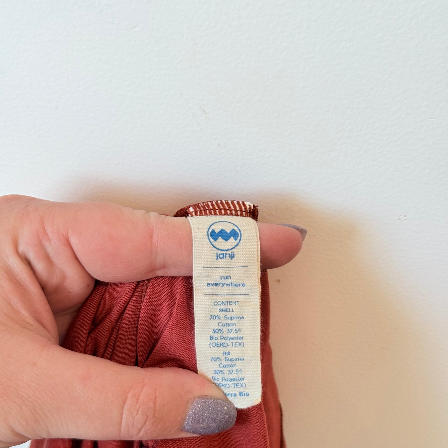 Janji Size S Women’s Runterra Bio Red Long Sleeve Tee