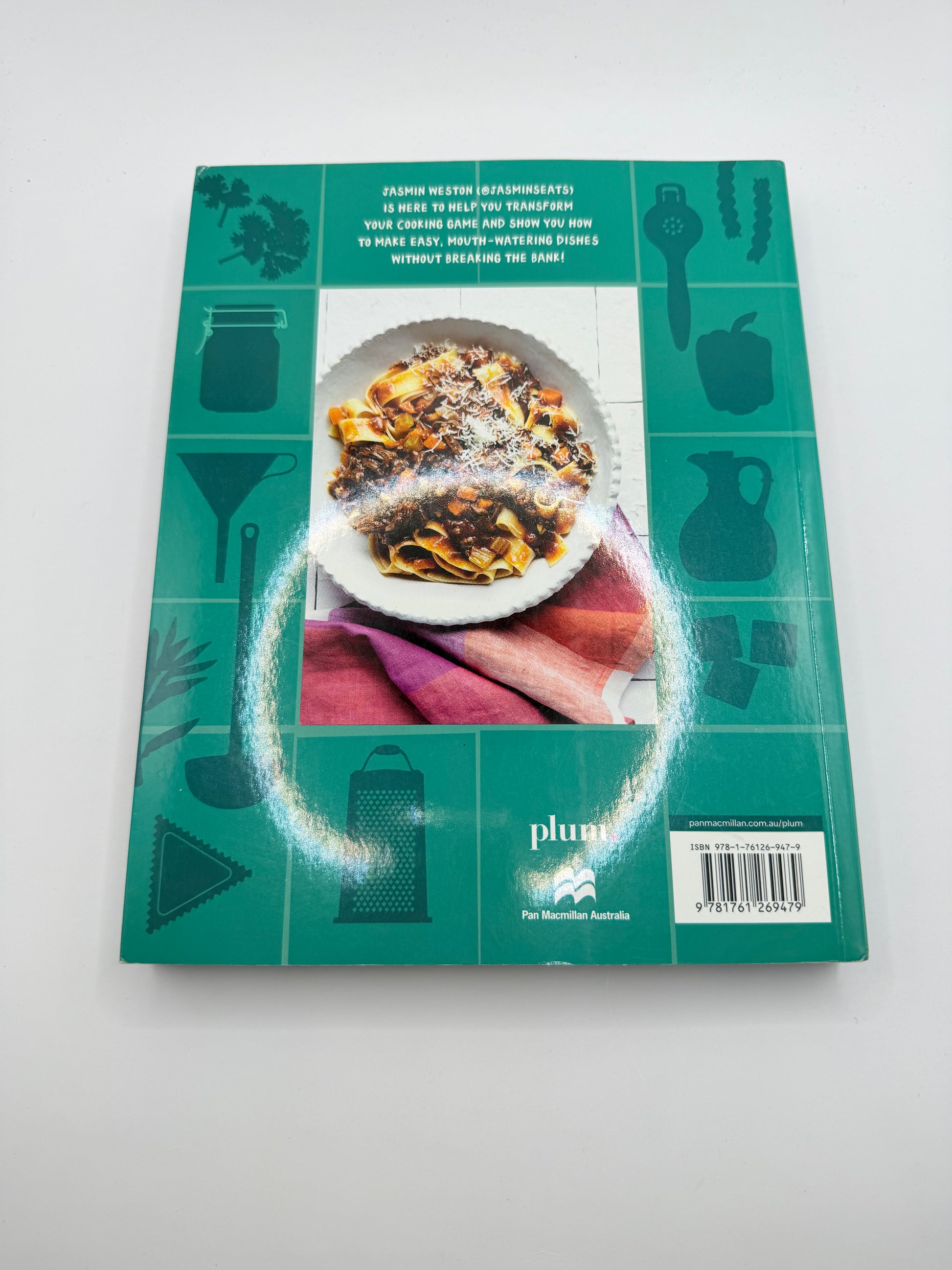 Everyday eats: simple skills recipes + advice to up your cooking game by jasmin weston - print books printed media