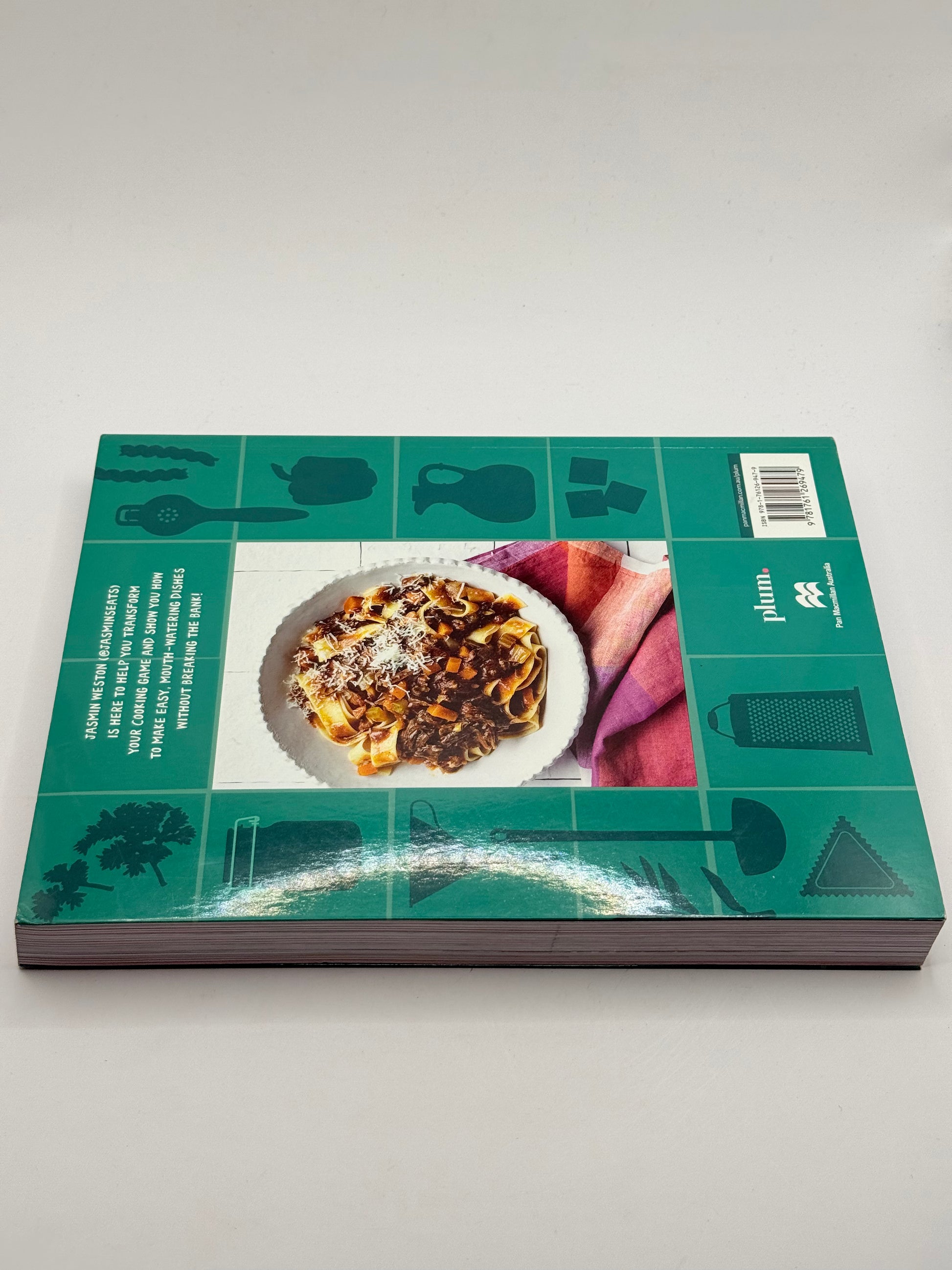 Everyday eats: simple skills recipes + advice to up your cooking game by jasmin weston - print books printed media