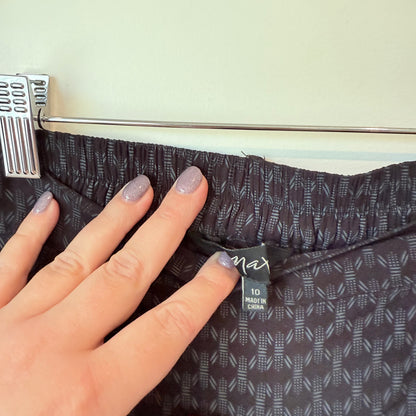 Max Size 10 Black Patterned Elastic Waist Pants