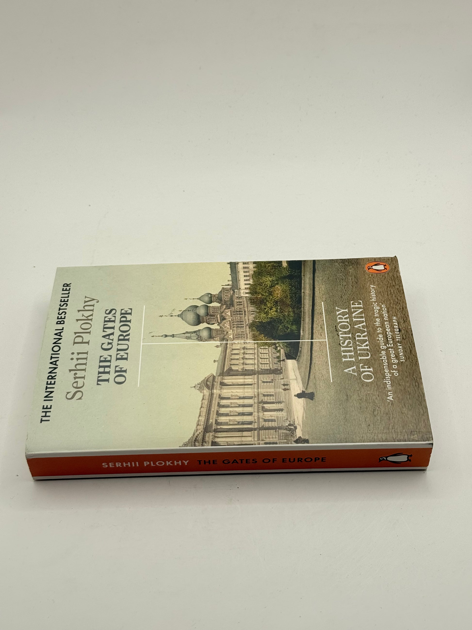 The gates of europe: a history of ukraine by serhii plokhy - print books printed media