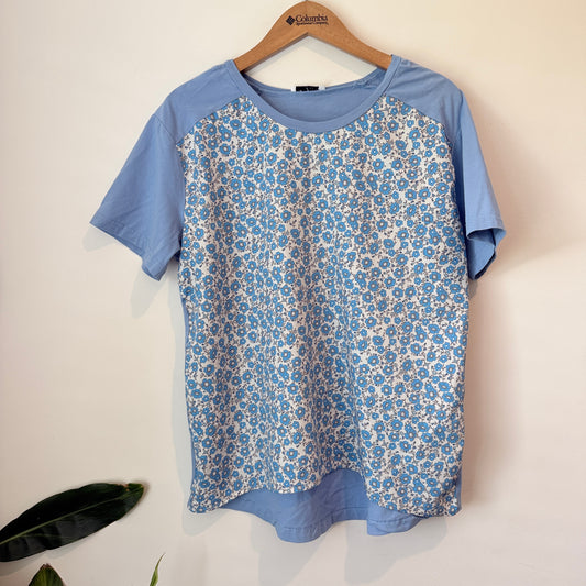 Ketz-Ke Size 10 Short Sleeve Floral Casual Tee