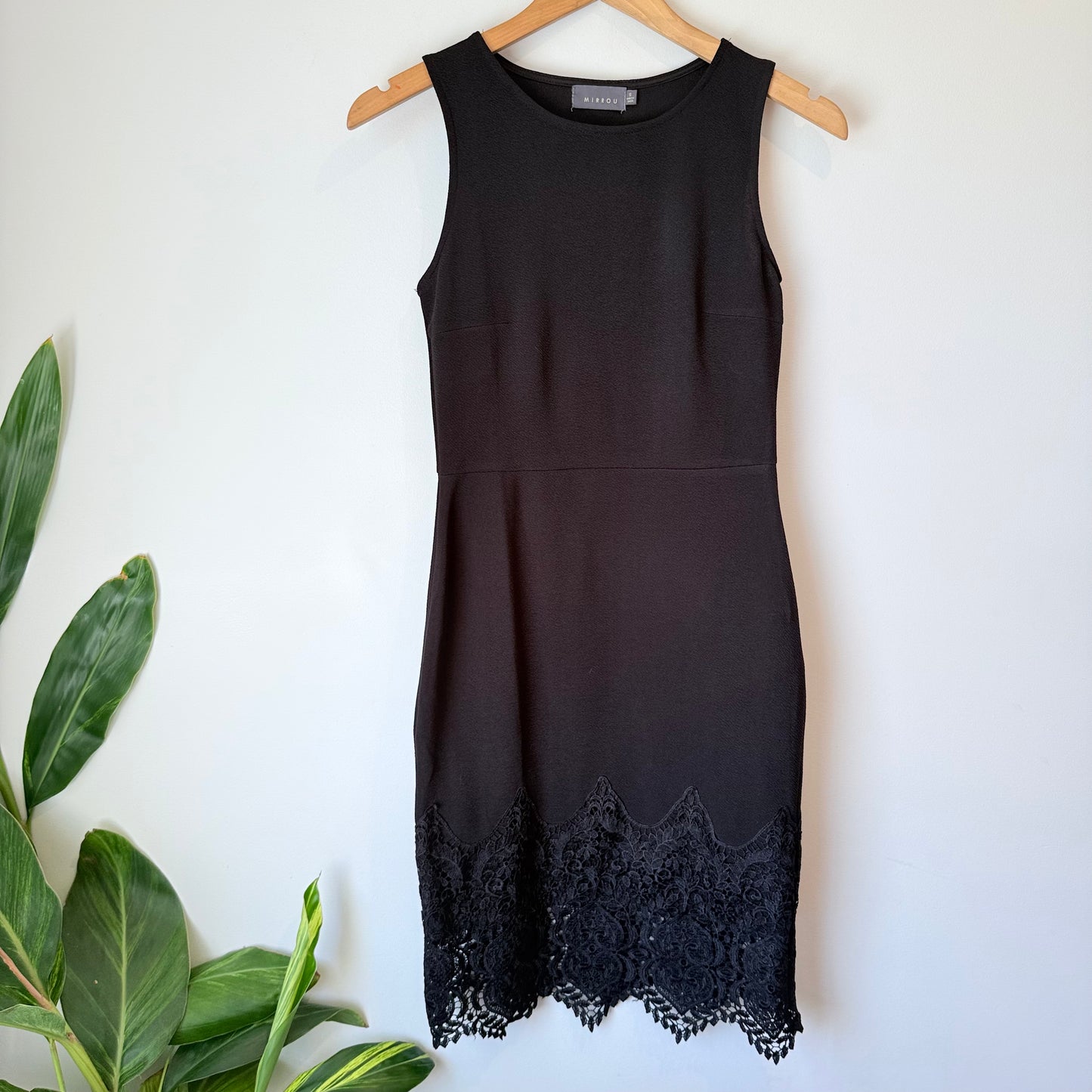 Mirrou Size S Black Sleeveless Dress with Lace Hem