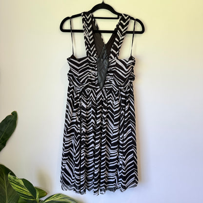 ChicaBooti Black & White Chevron Halter Dress - Size L