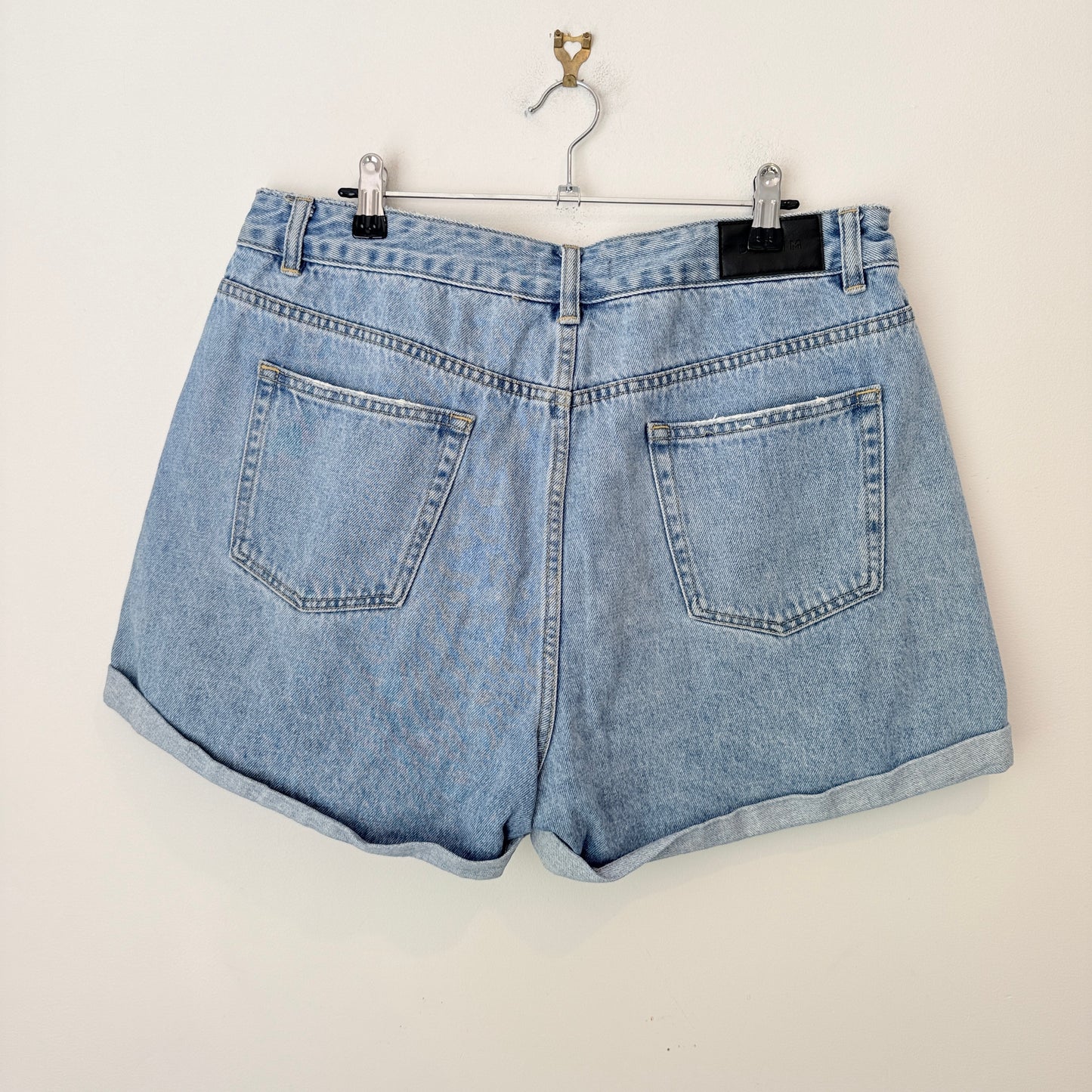 Glassons Size 16 Cuffed Denim Shorts