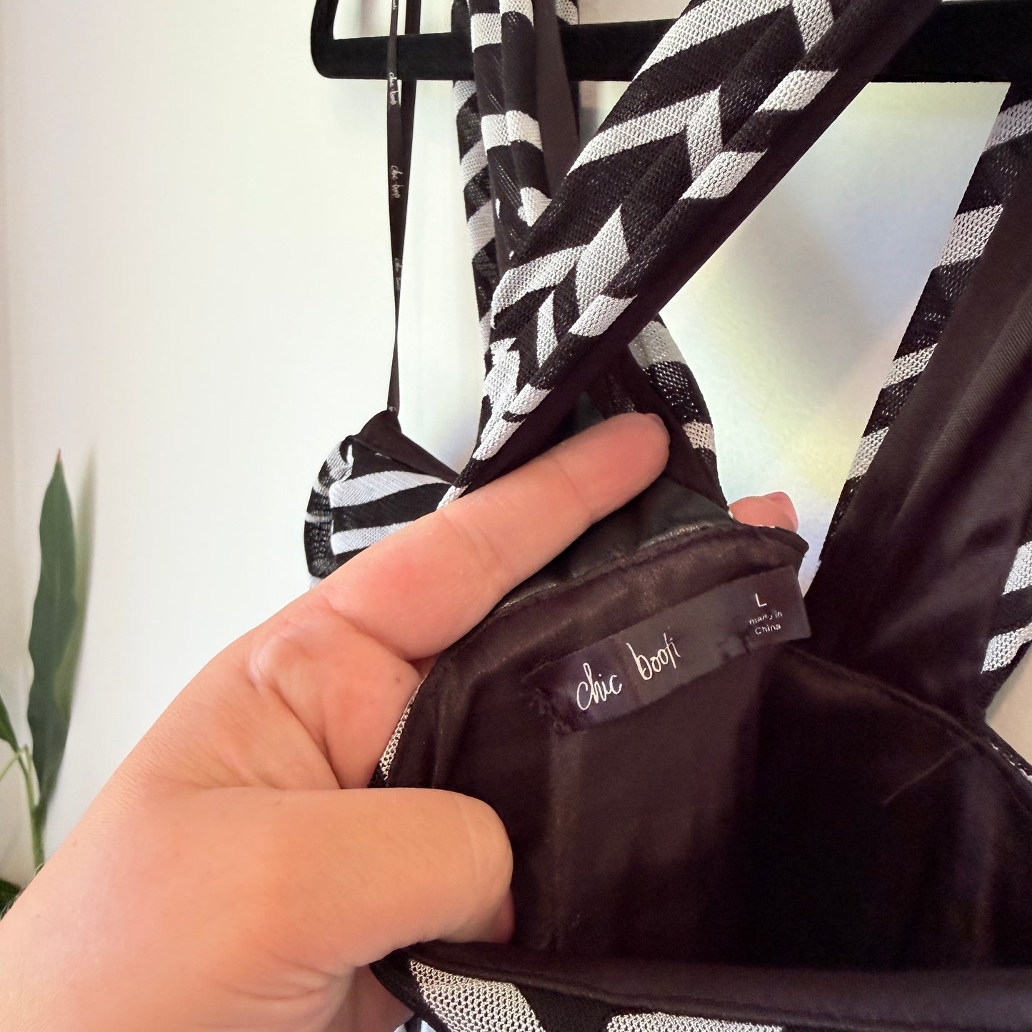 ChicaBooti Black & White Chevron Halter Dress - Size L