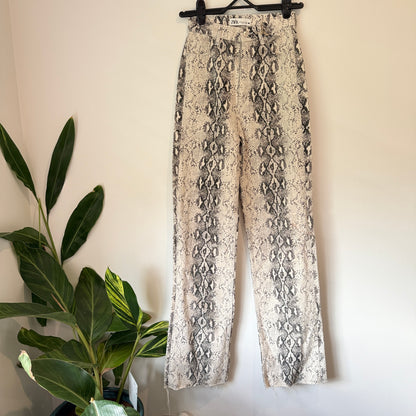 Zara Size 6 ZW Premium Snake Print Raw Hem Jeans