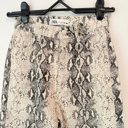Zara Size 6 ZW Premium Snake Print Raw Hem Jeans