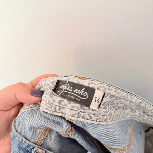Miss Who by Glassons Size 14 Light-Wash Denim Shorts