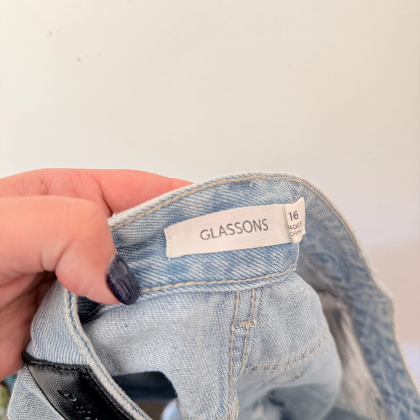 Glassons Size 16 Distressed Light Wash Denim Shorts