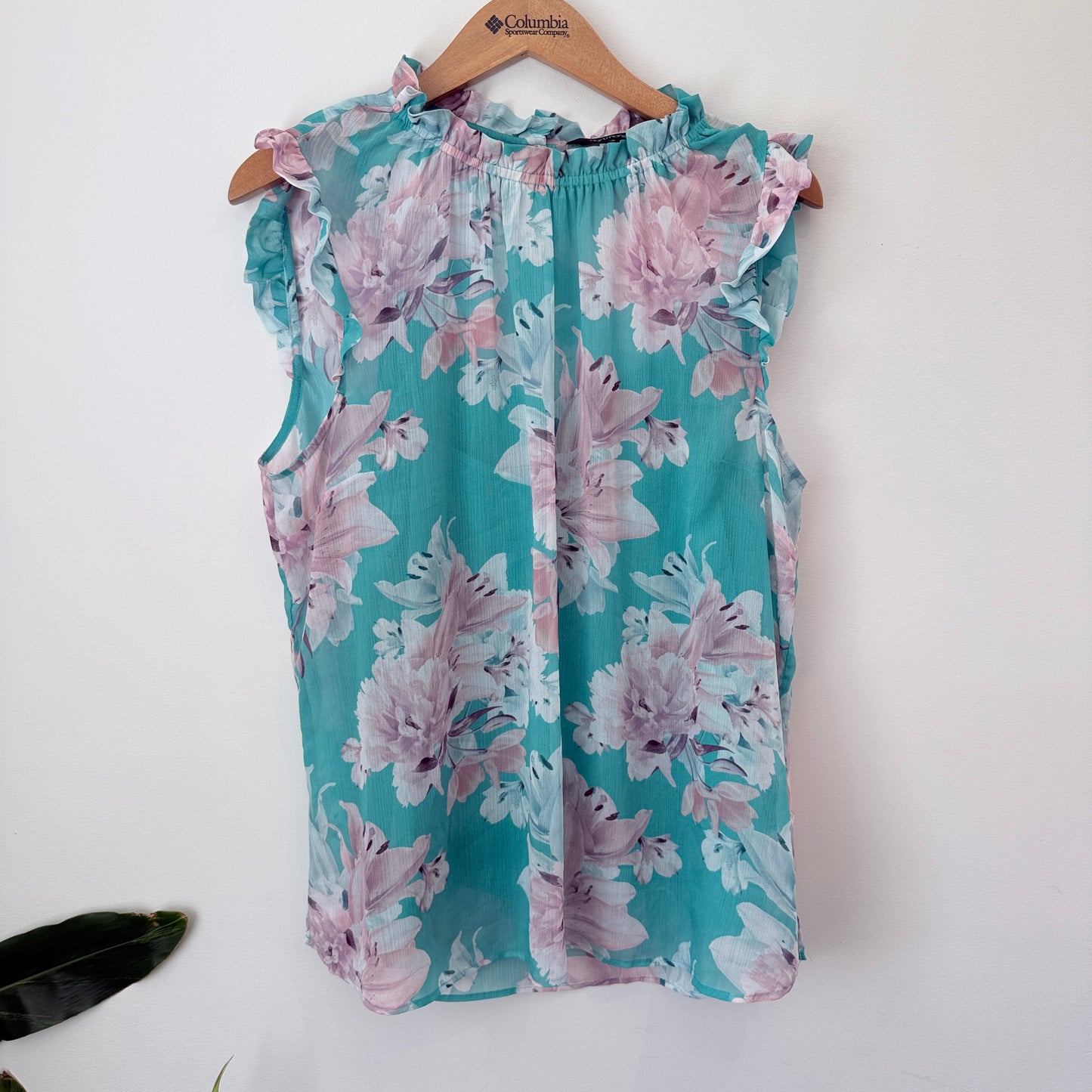 Portmans Size 16 Floral Ruffle-Trim Blouse