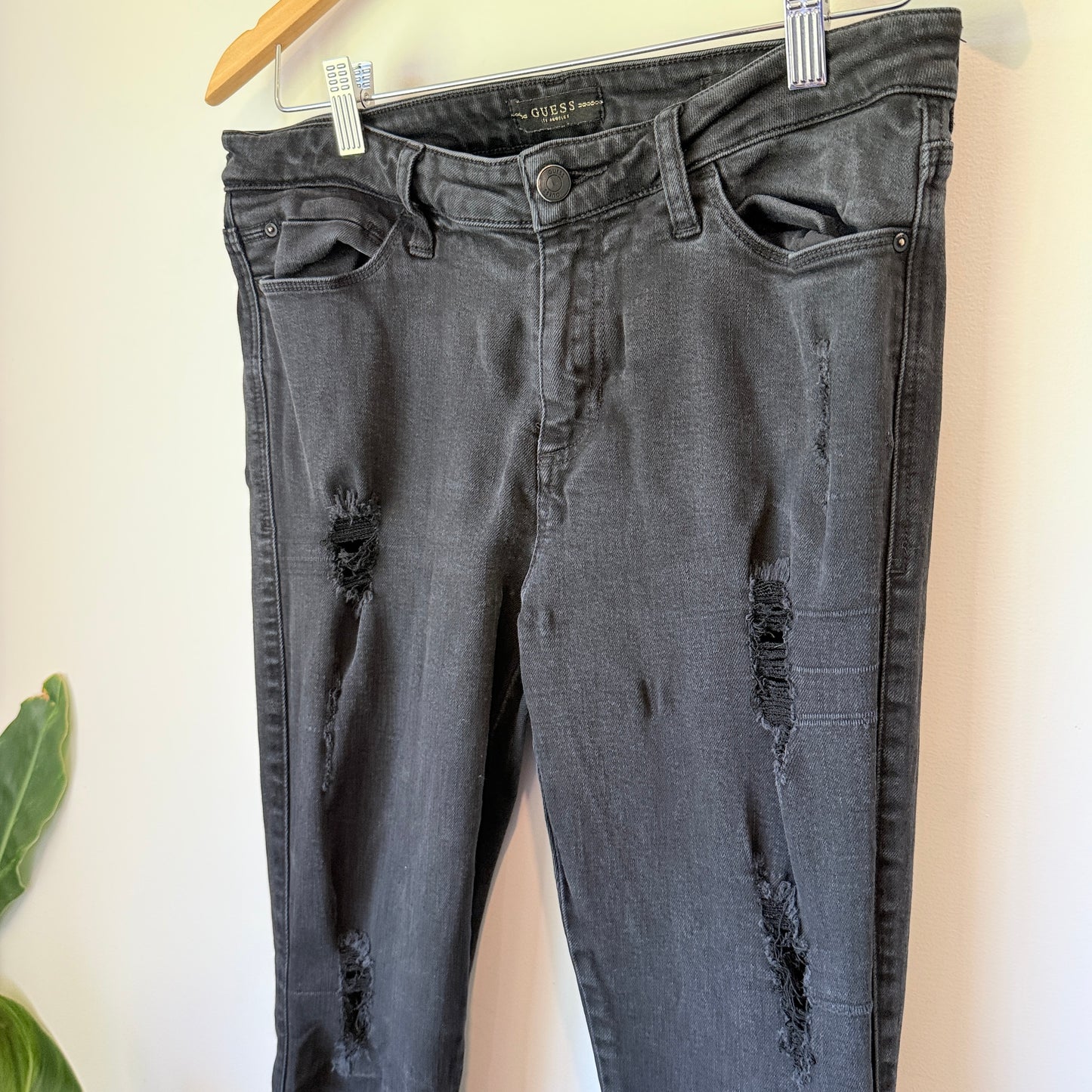 Guess Size 31 Black Distressed Skinny Jeans