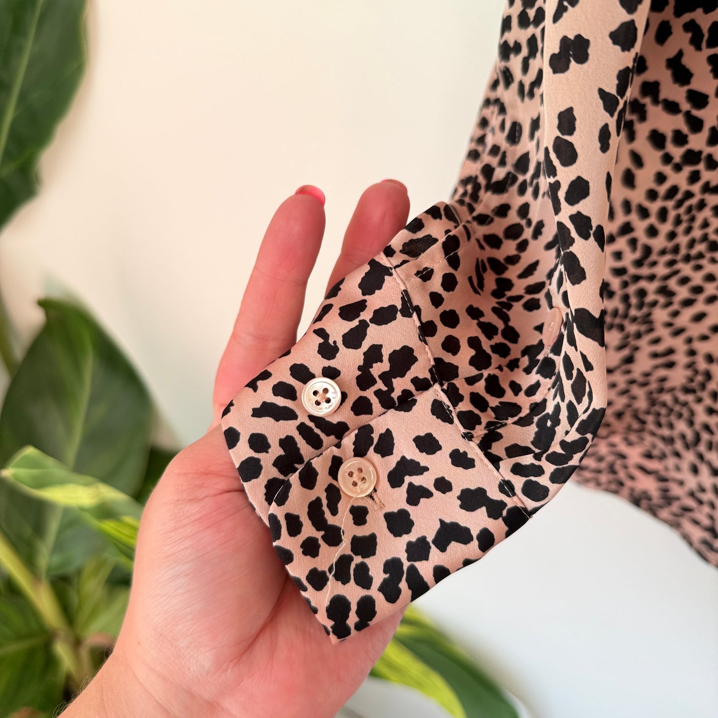 Equipment Femme Size XS Leopard Print Blouse *As New*