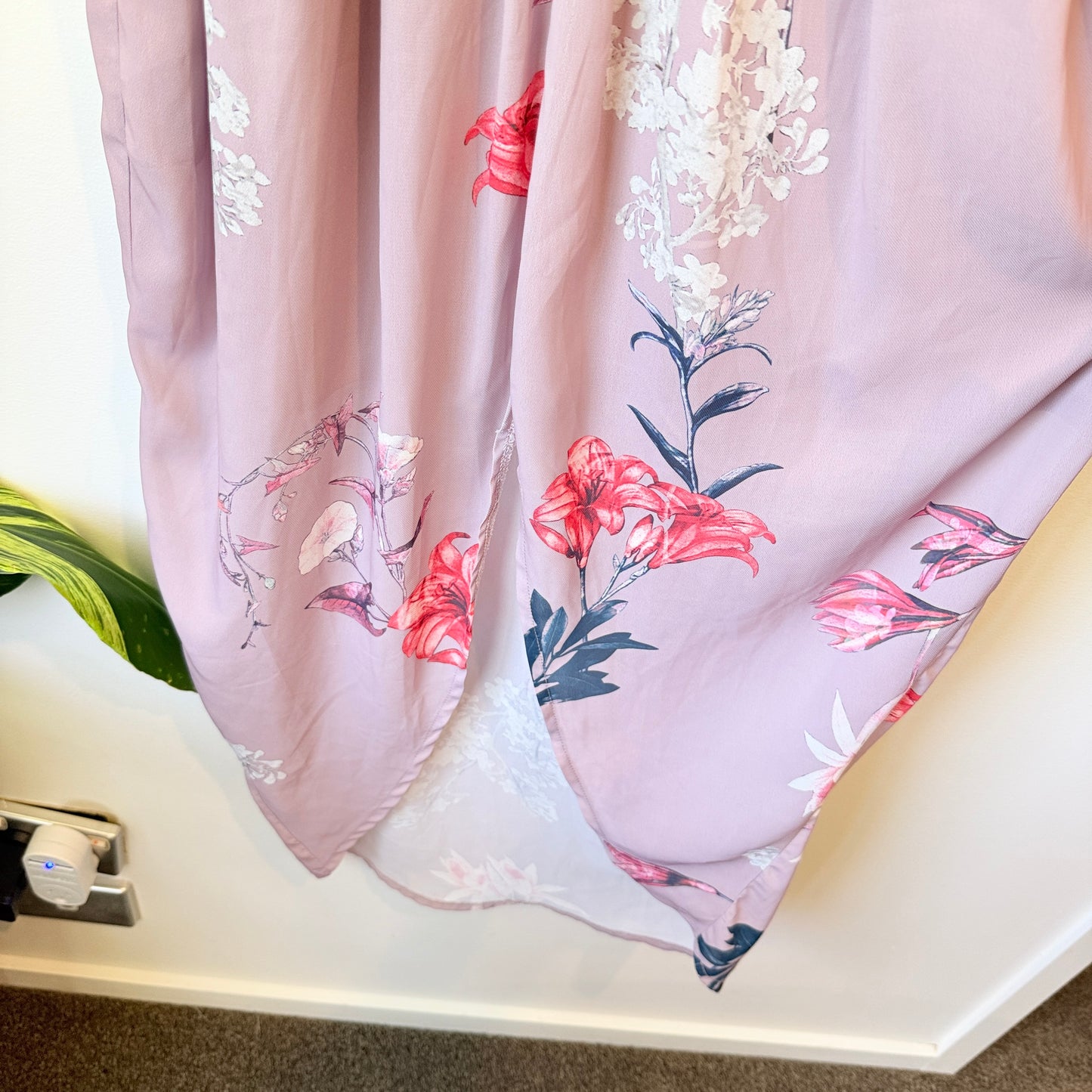 Spicy Sugar Size 10 Sleeveless V-Neck Floral Print Jumpsuit