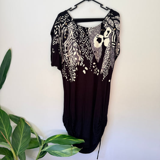 Revue Size 10 Patterned Tunic Dress