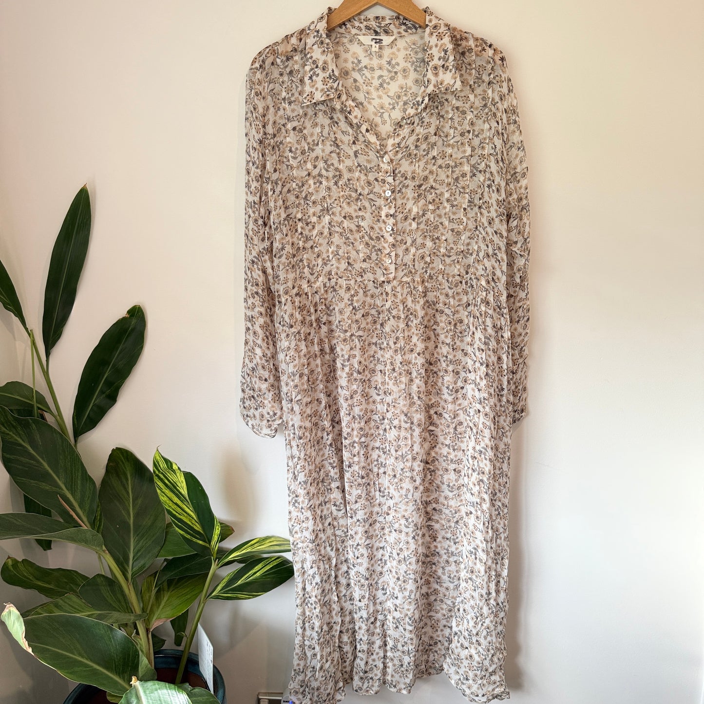 Max Size S Beige Floral Midi Dress