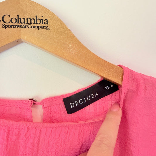 Decjuba Size XS/S Textured Top