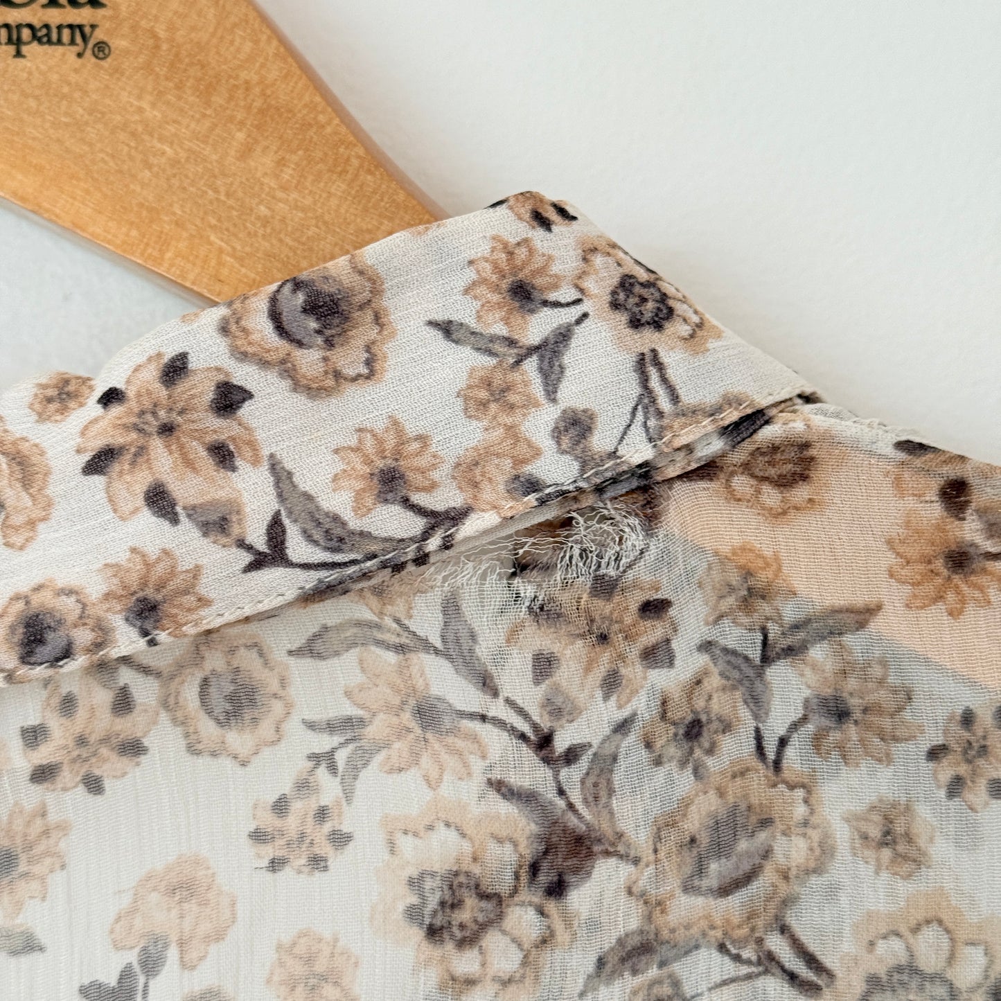 Max Size S Beige Floral Midi Dress