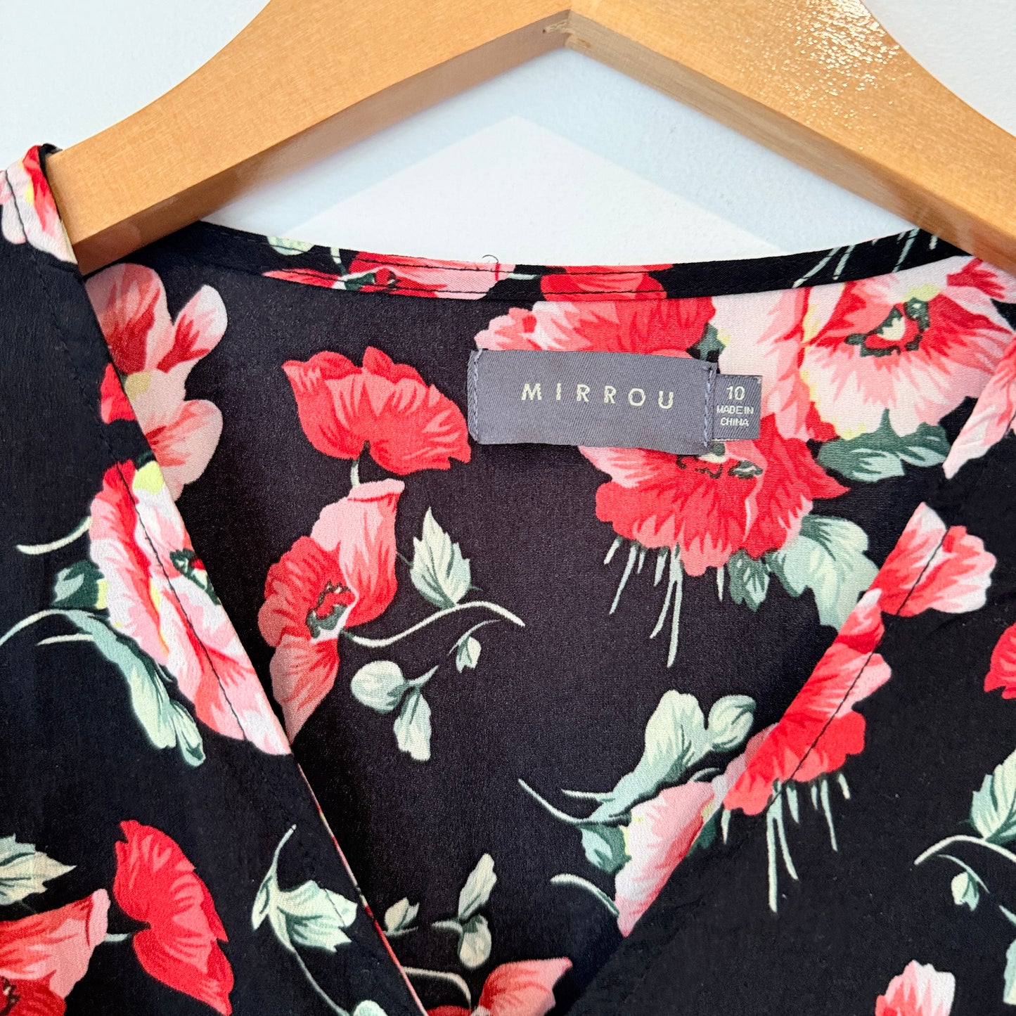 Mirrou Size 10 Black Floral Imitation Wrap Dress