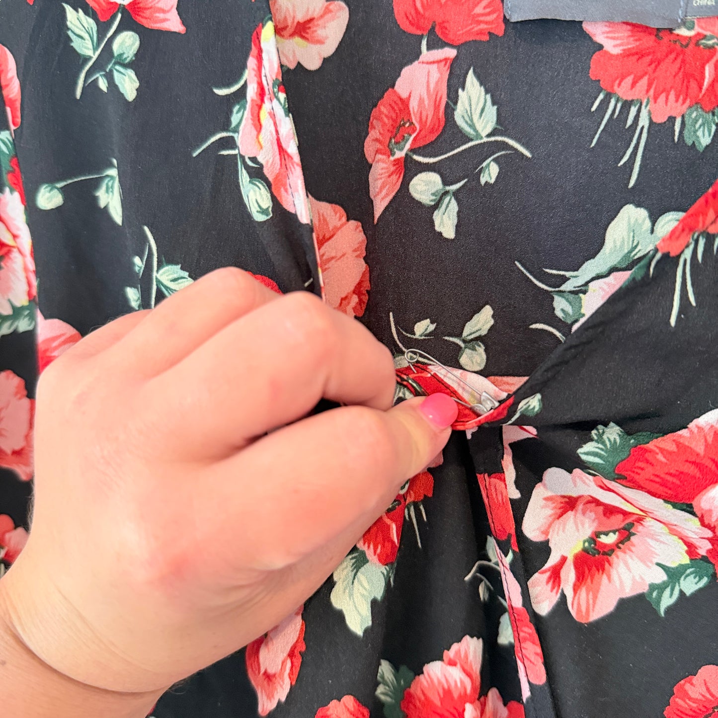 Mirrou Size 10 Black Floral Imitation Wrap Dress