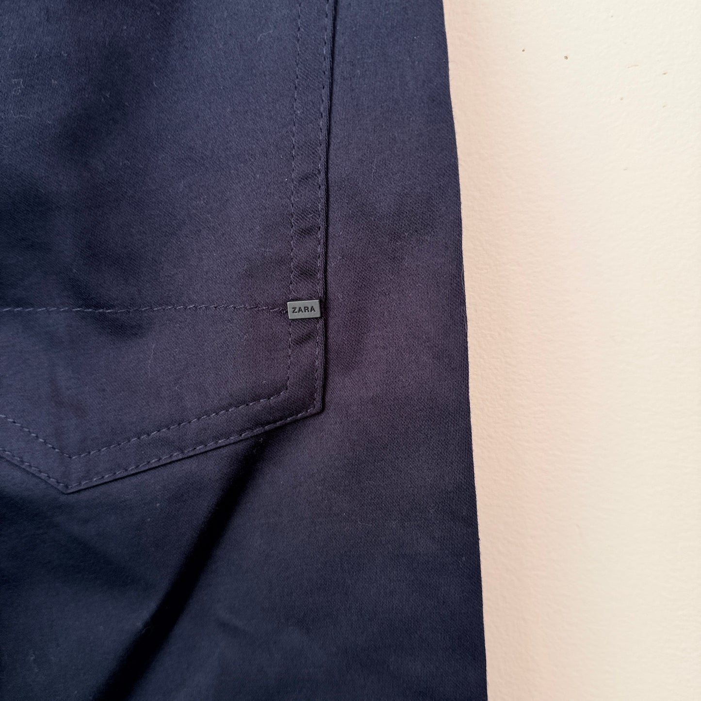 Zara Size 38 EUR / 30 US Black Skinny Fit Pants