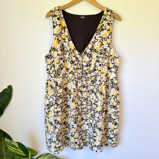 Dotti Size 16 Floral V-Neck Sleeveless Tunic