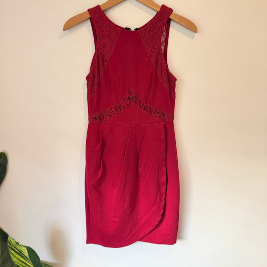 Paper Scissors Size S Burgundy Sleeveless Fitted Cocktail Dress