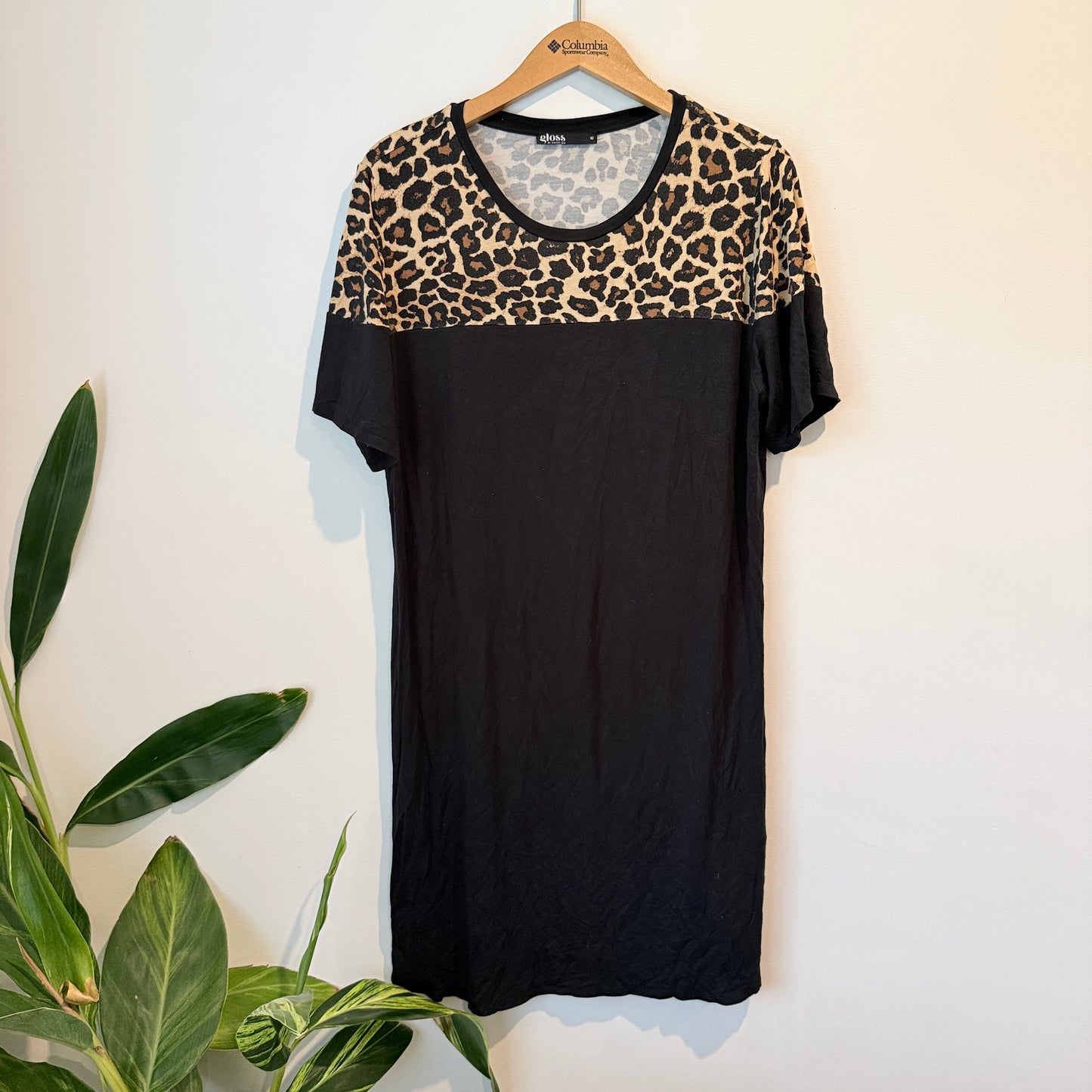 Gloss by Shine On Size 10 Short-Sleeve T-Shirt Dress