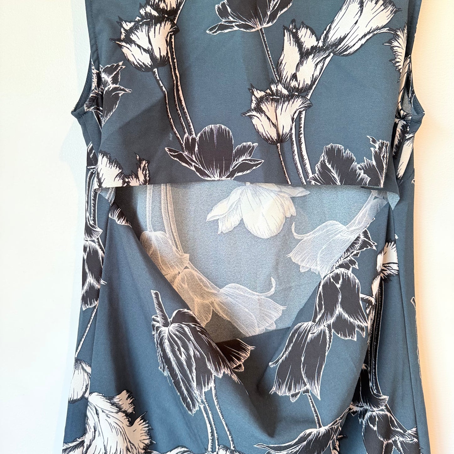 Glassons Size 6 Cut Out Back Midi Dress