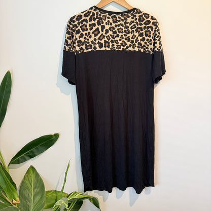 Gloss by Shine On Size 10 Short-Sleeve T-Shirt Dress