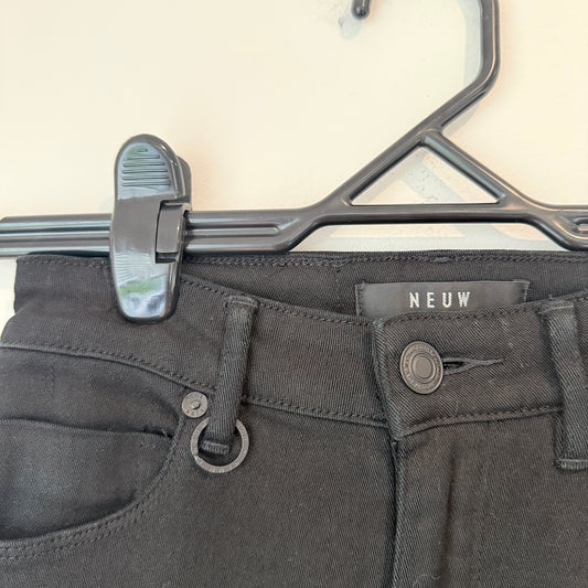 NEUW Size 6S Black Denim Jeans