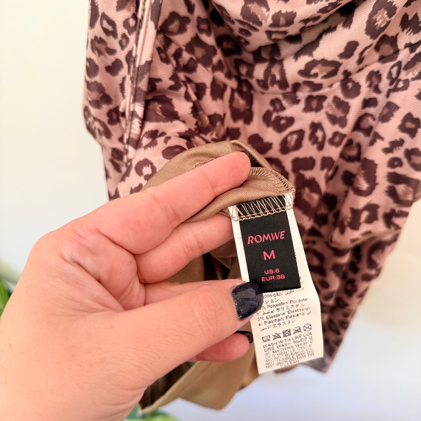 Romwe Size M | 10 Leopard Print Mini Dress
