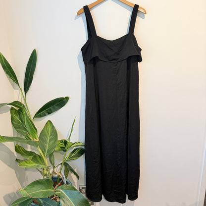 Banana Republic Size M Black Midi Dress