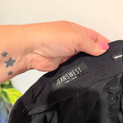 Jeanswest Size 10 Gray/Black Wash Jeans