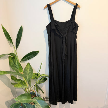 Banana Republic Size M Black Midi Dress