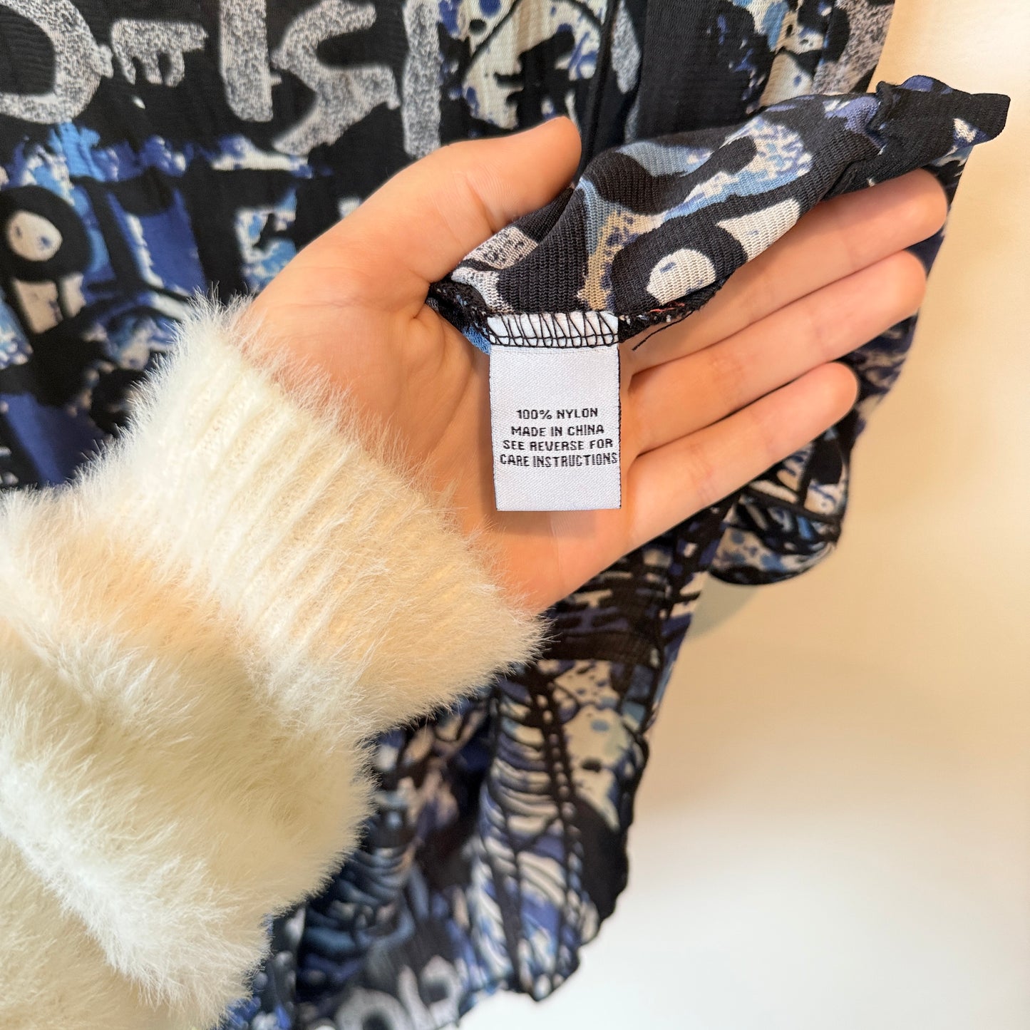 Ella J Size M Abstract Graffiti-Print Nylon Sleeveless Dress