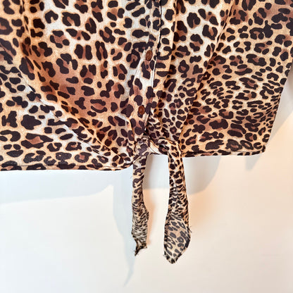 Mirrou Size 8 Leopard Print Button-Front Blouse