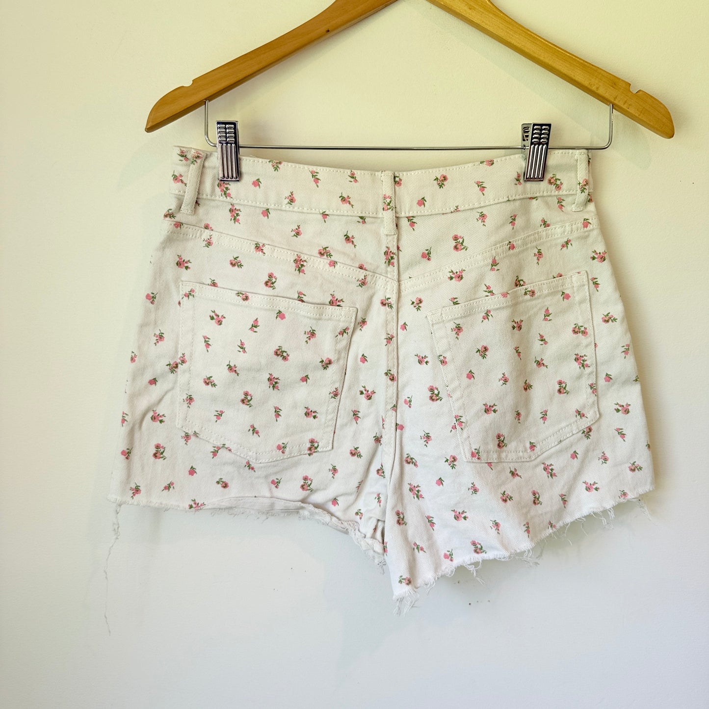 H & M Divided Size 10 High-Waisted Denim Shorts