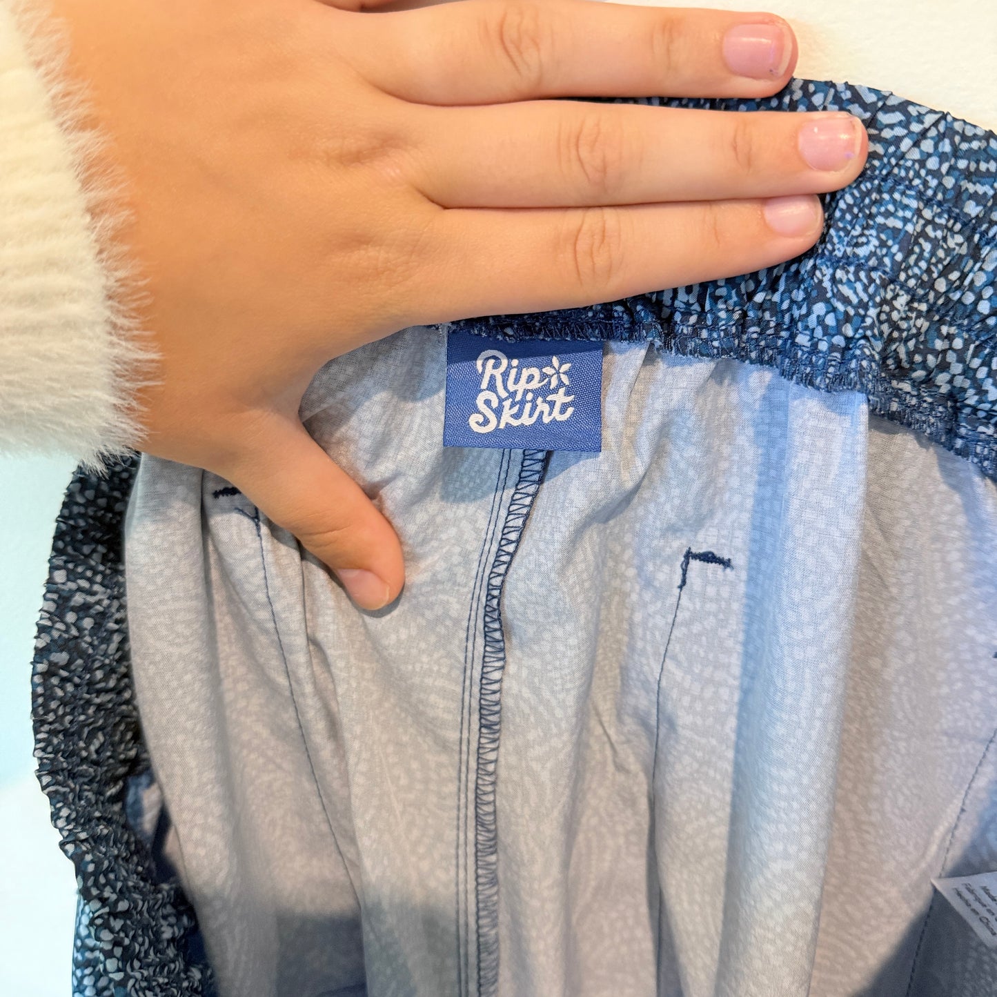 Rip Skirt Size M Blue Lightweight Pants