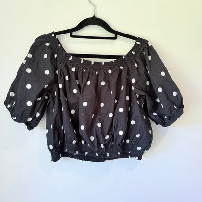 H & M Divided Size XL Off-the-Shoulder Crop Top