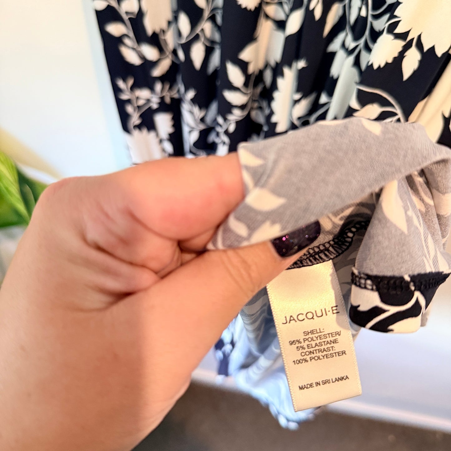 Jacqui E Size XL Floral Print Dress