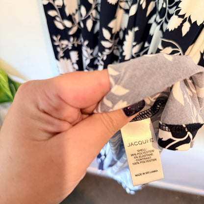 Jacqui E Size XL Floral Print Dress